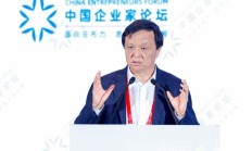 李小加：AI创新需具备上帝视角与仆人心态